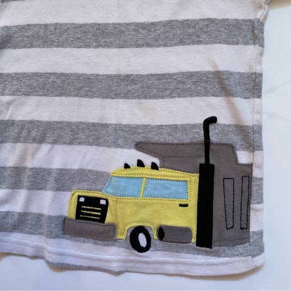 Bundle of Boys Clothes, Sizes 4-5 - Picture 5 of 16